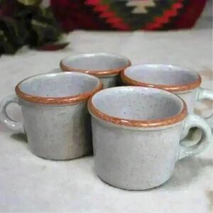 VINTAGE TREASURE CRAFT Glazed Earthenware Handmade 1980s Set of 4 Mugs Handles
